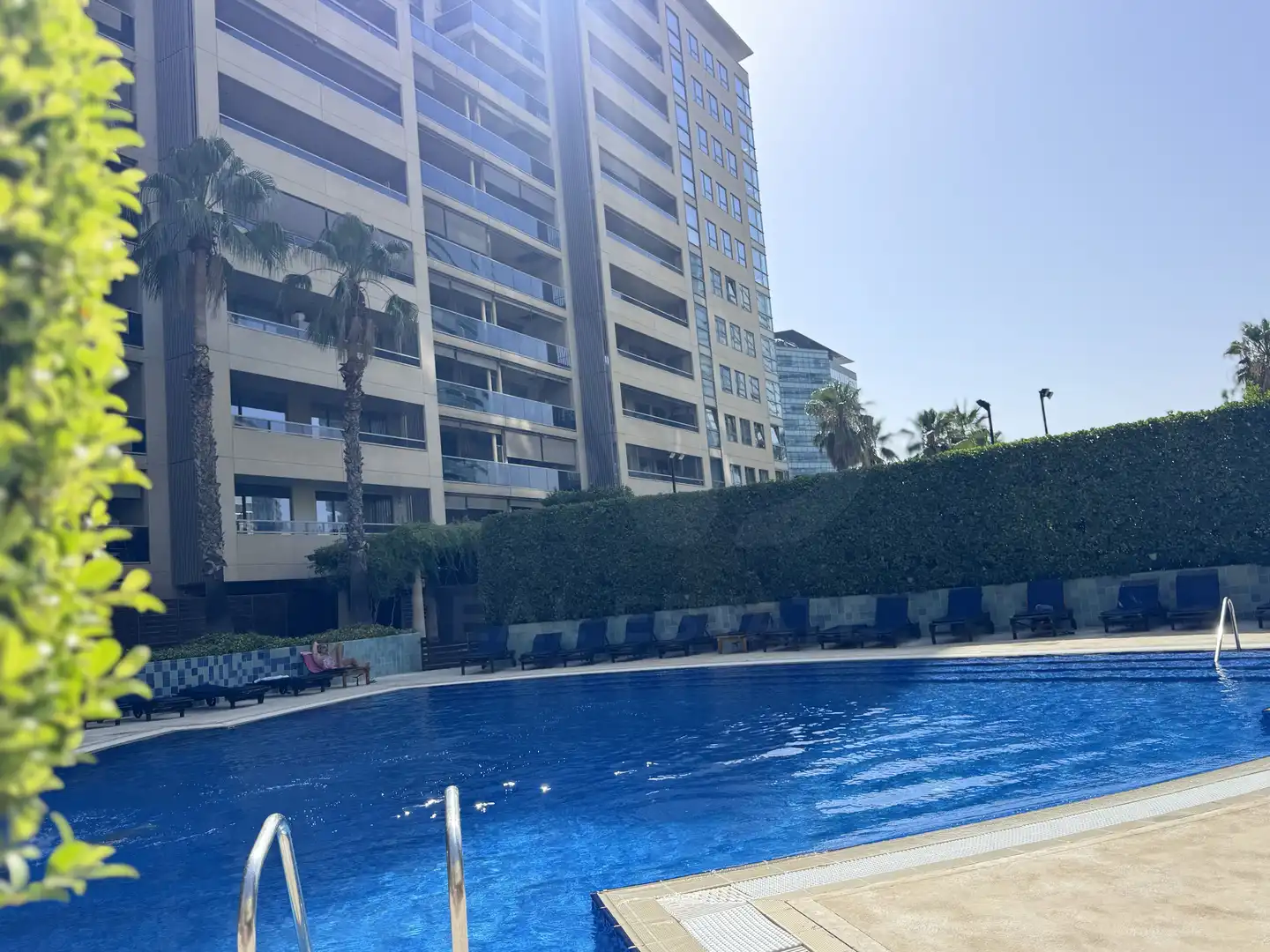Swimming pool of Flat for rent in Barcelona