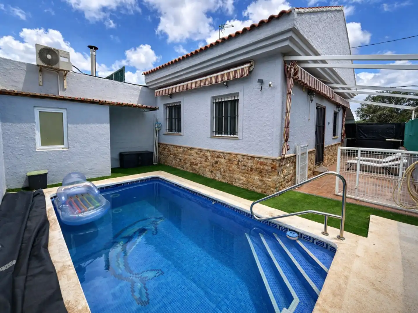 Piscina de Casa o xalet en venda en Cartagena amb Aire condicionat, Jardí privat i Terrassa