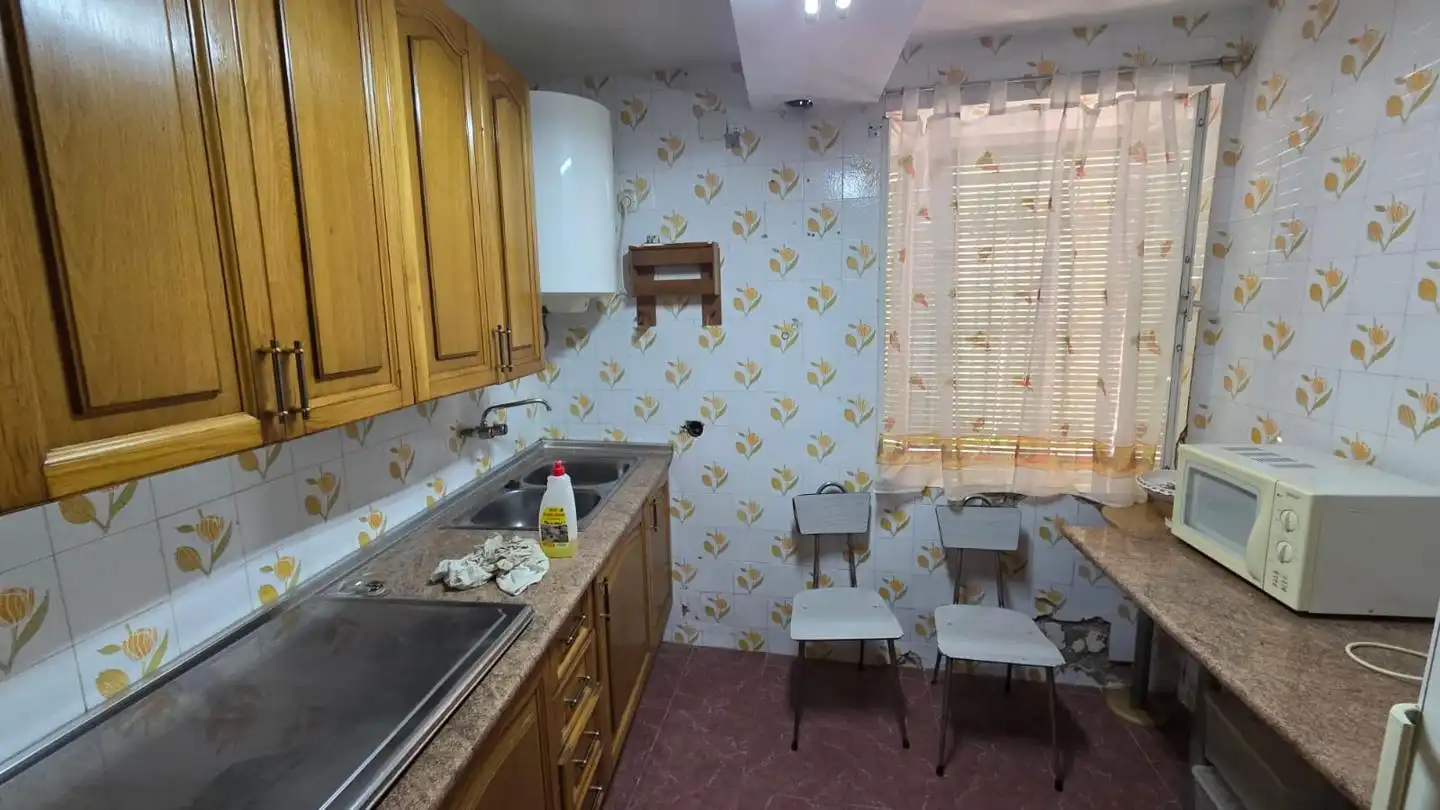 Cuina de Casa o xalet en venda en Puebla de Almenara amb Moblat