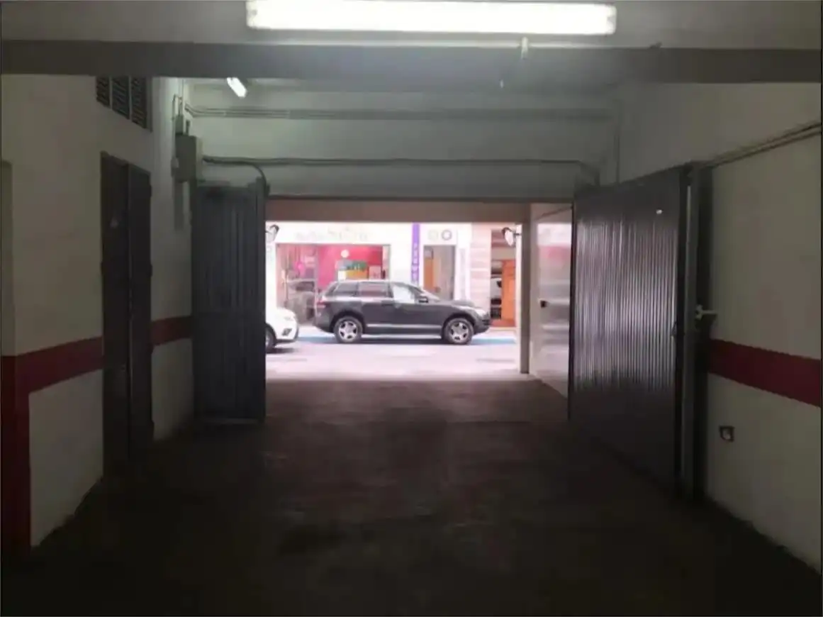 Einzelparkplatz zum Verkauf in Pintor Cabrera, imagen 4