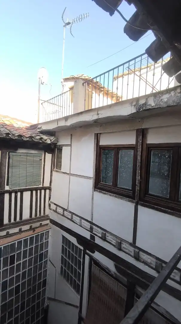 Vista exterior de Piso en venta en Toledo con Terraza