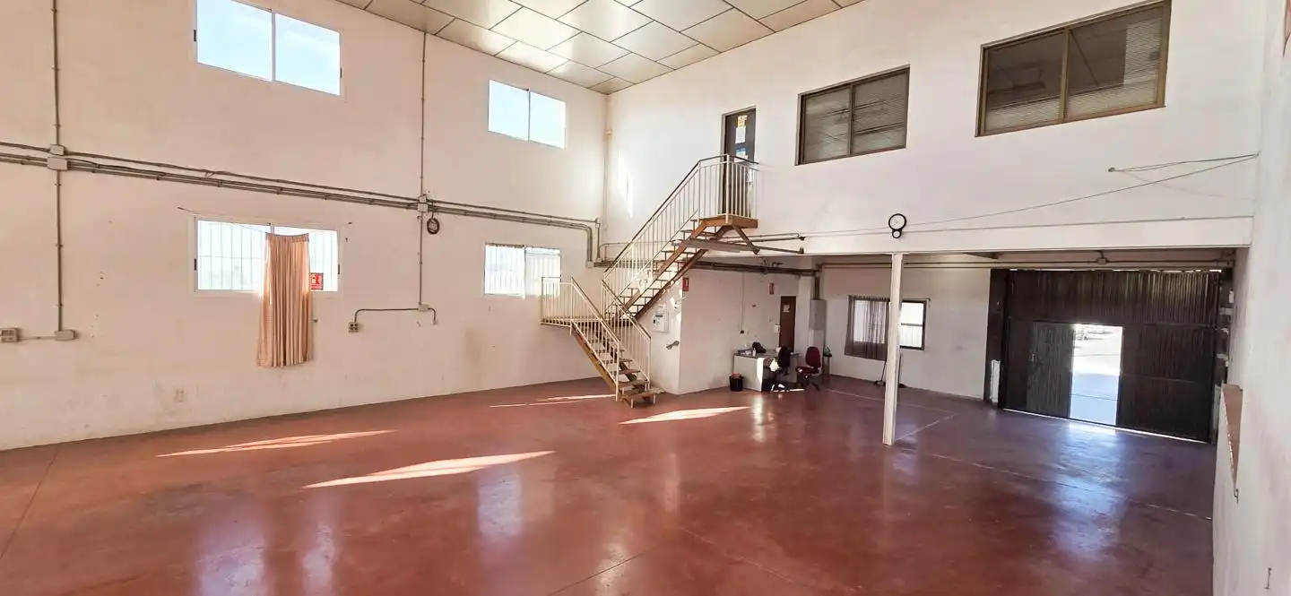 Nave industrial de alquiler en Elche / Elx