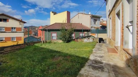 Foto 3 de Casa o xalet en venda a Calle Joaquín Costa, 2, La Felguera, Langreo