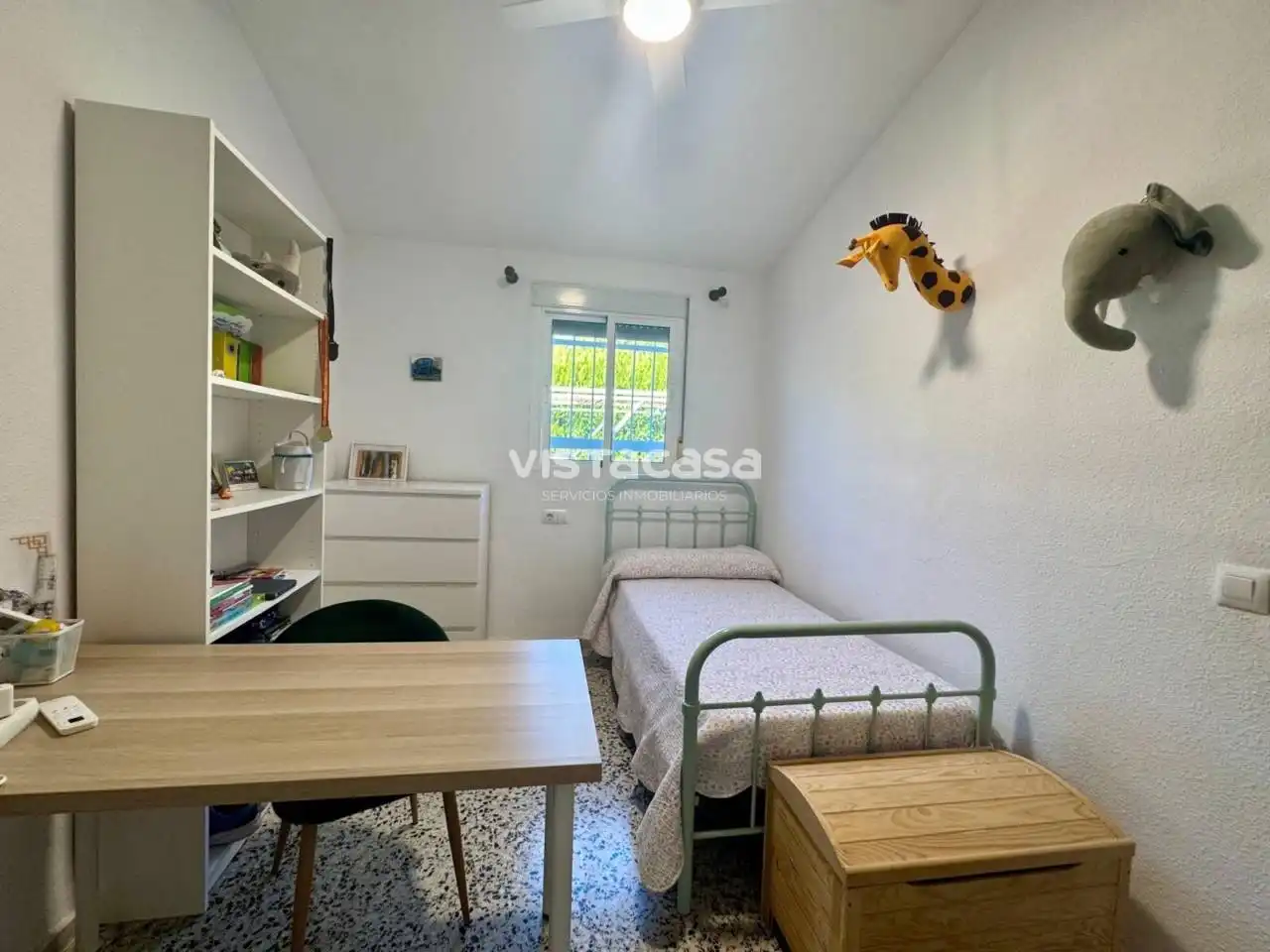 Dormitori de Casa o xalet de lloguer en Carmona amb Aire condicionat, Calefacció i Jardí privat