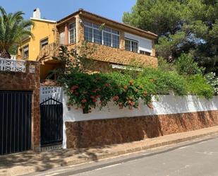 Vista exterior de Casa o xalet en venda en Algar de Palancia amb Aire condicionat, Terrassa i Piscina