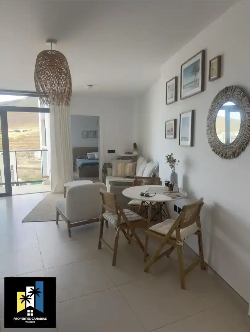 Sala de estar de Apartamento en venta en Adeje con Piscina y Balcón