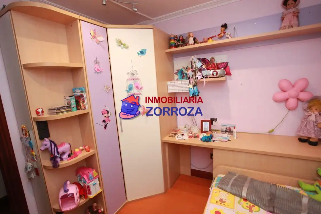 Habitación de Piso en venta en Bilbao  con Calefacción y Amueblado