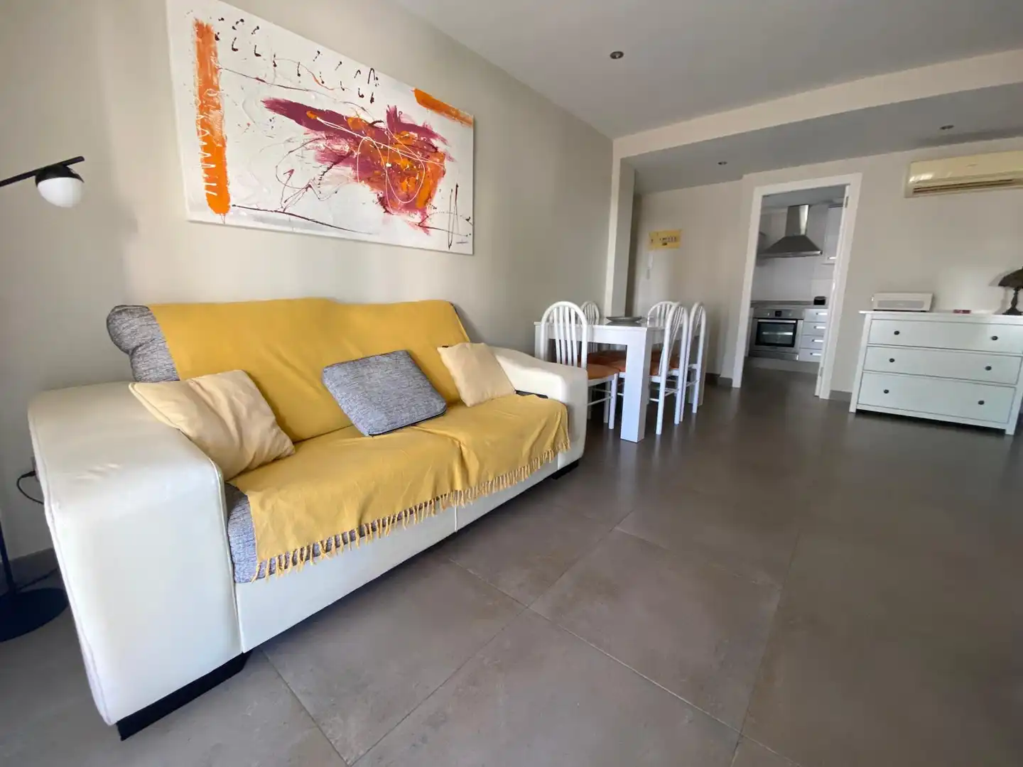 Appartement compact avec piscine à vendre à Avinguda Borrons 14, imagen 3