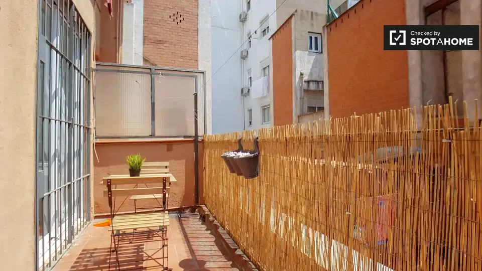 Terraza de Piso para compartir en Barcelona con Aire acondicionado, Calefacción y Terraza