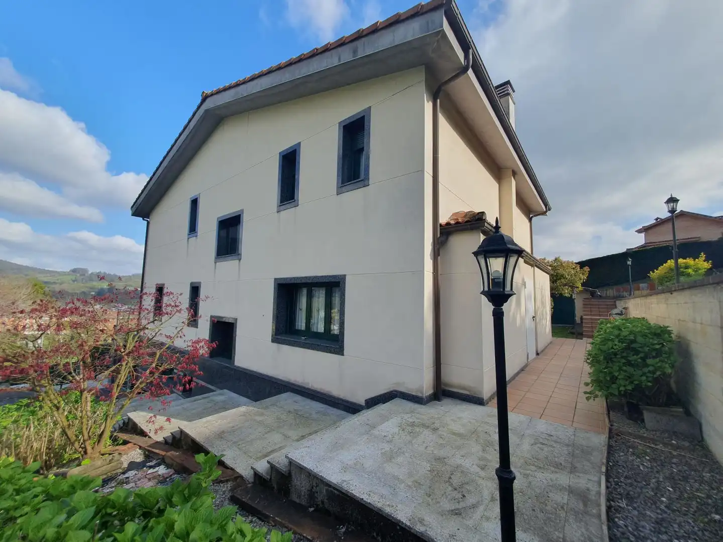 Außenansicht von Haus oder Chalet zum Verkauf in Grado mit Klimaanlage, Heizung und Terrasse