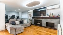 Living room of House or chalet for sale in Villanueva de la Cañada  with Air Conditioner, Heating and Private garden