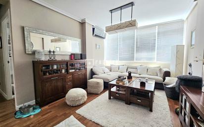Living room of Flat for sale in Alcalá de Henares  with Air Conditioner and Heating
