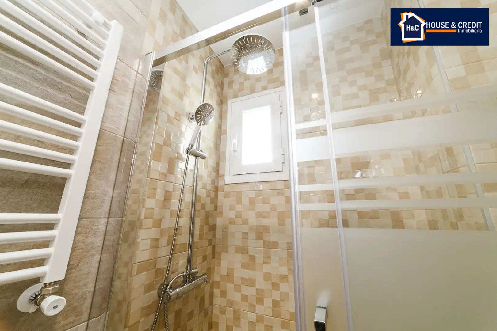 Baño de Piso de alquiler en Madrid con Aire acondicionado, Calefacción y Terraza
