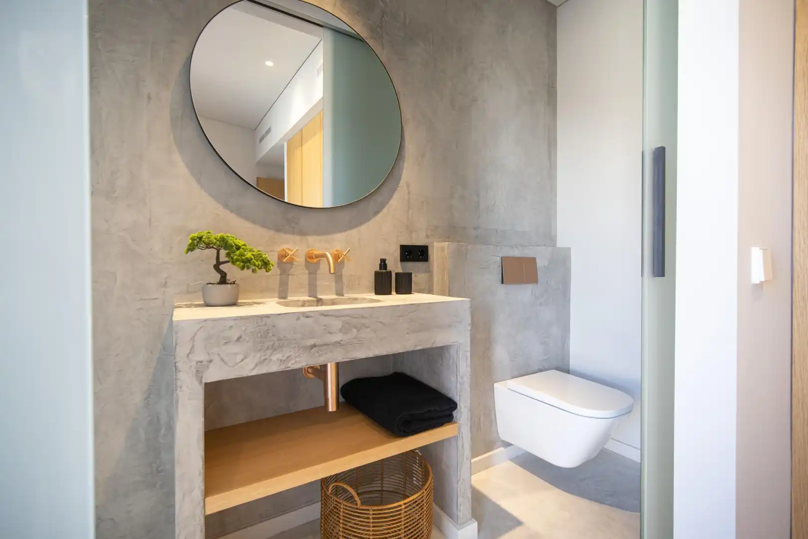 Bathroom of Houses for sale in Campanet  with Air Conditioner, Heating and Furnished