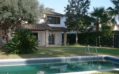 Garden of Single-family semi-detached for sale in Premià de Dalt  with Air Conditioner, Heating and Private garden