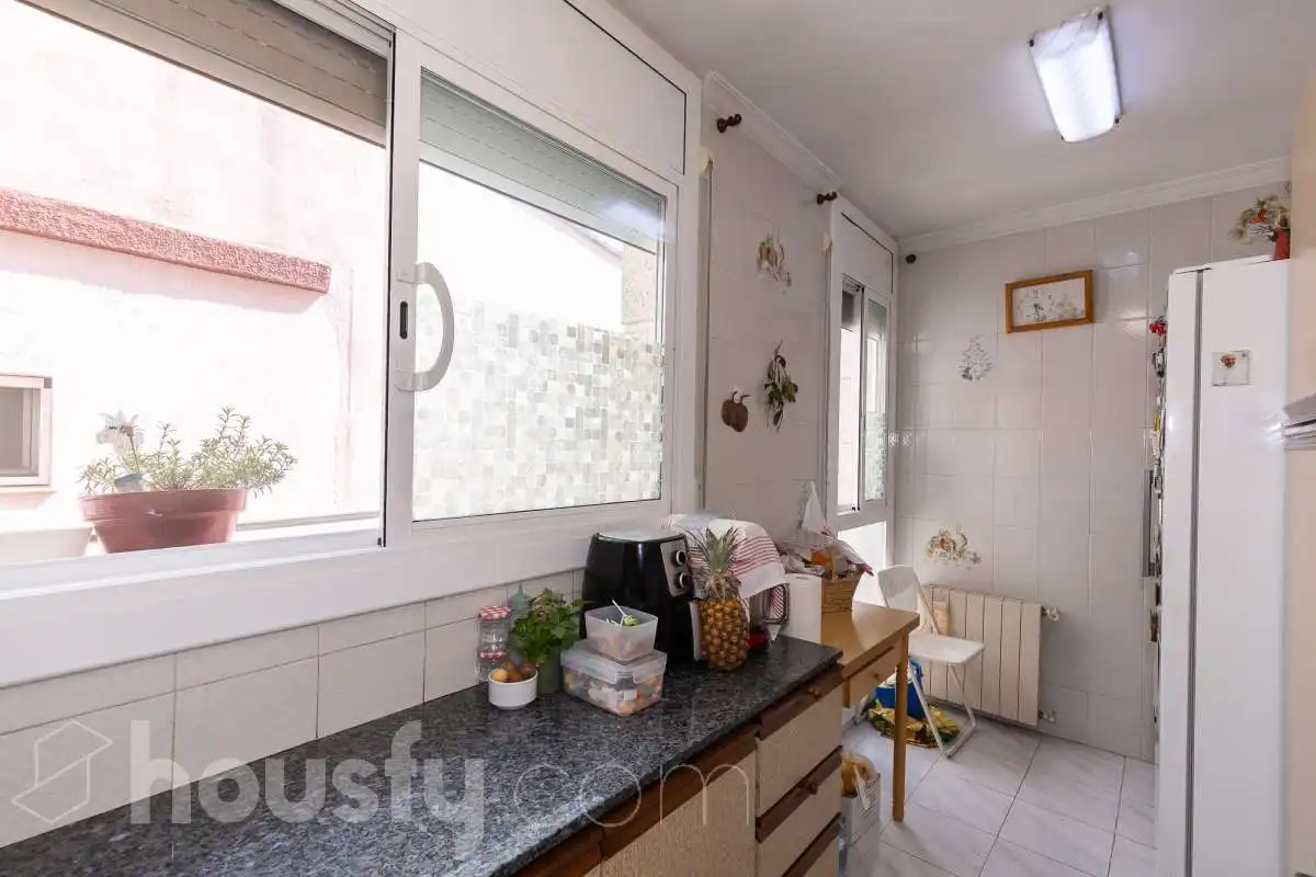 Cuina de Casa o xalet en venda en Masdenverge amb Calefacció, Terrassa i Traster