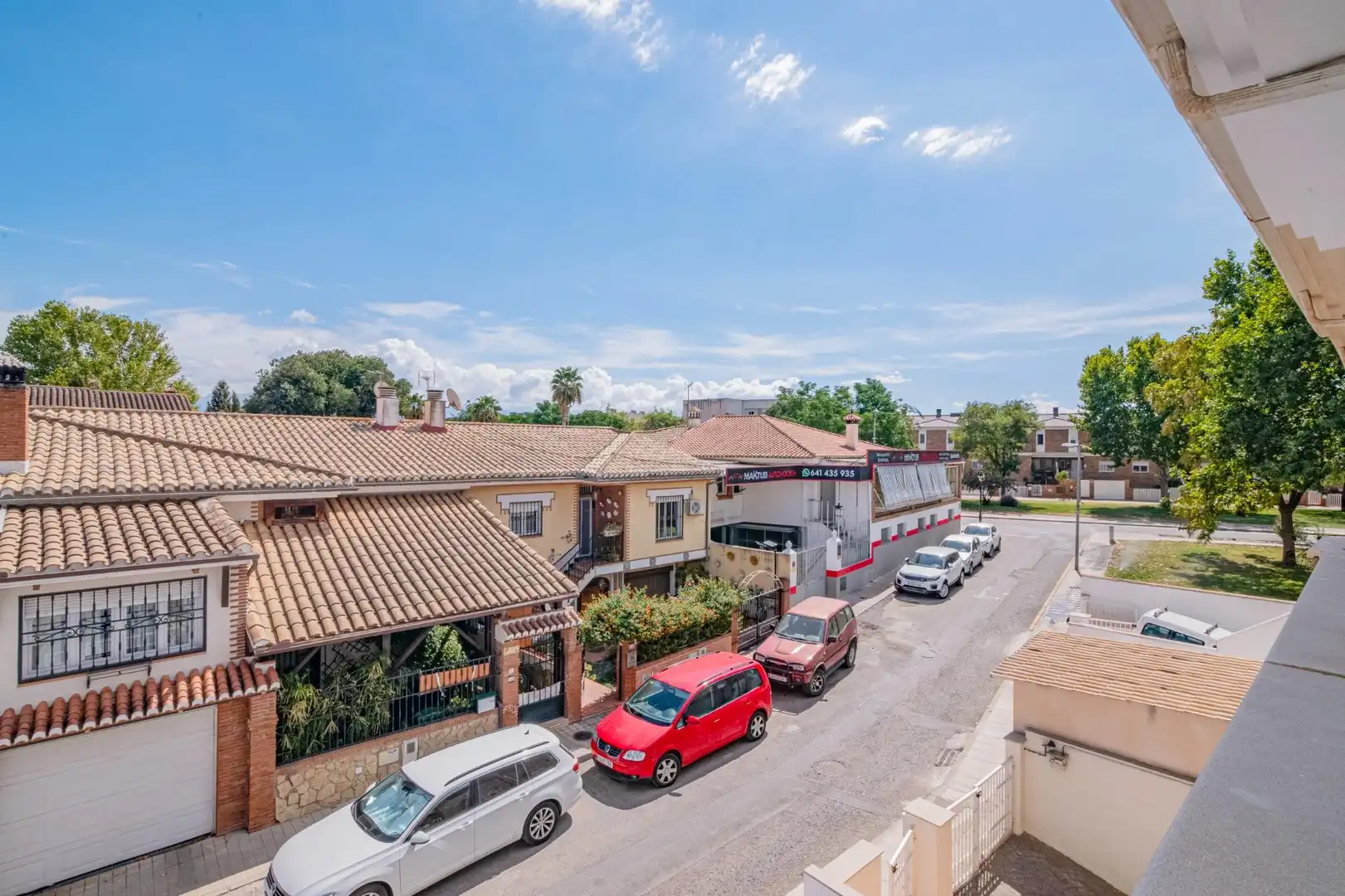 Reihenhaus mit Terrasse zum Verkauf in Calle ACACIAS (BE), imagen 28