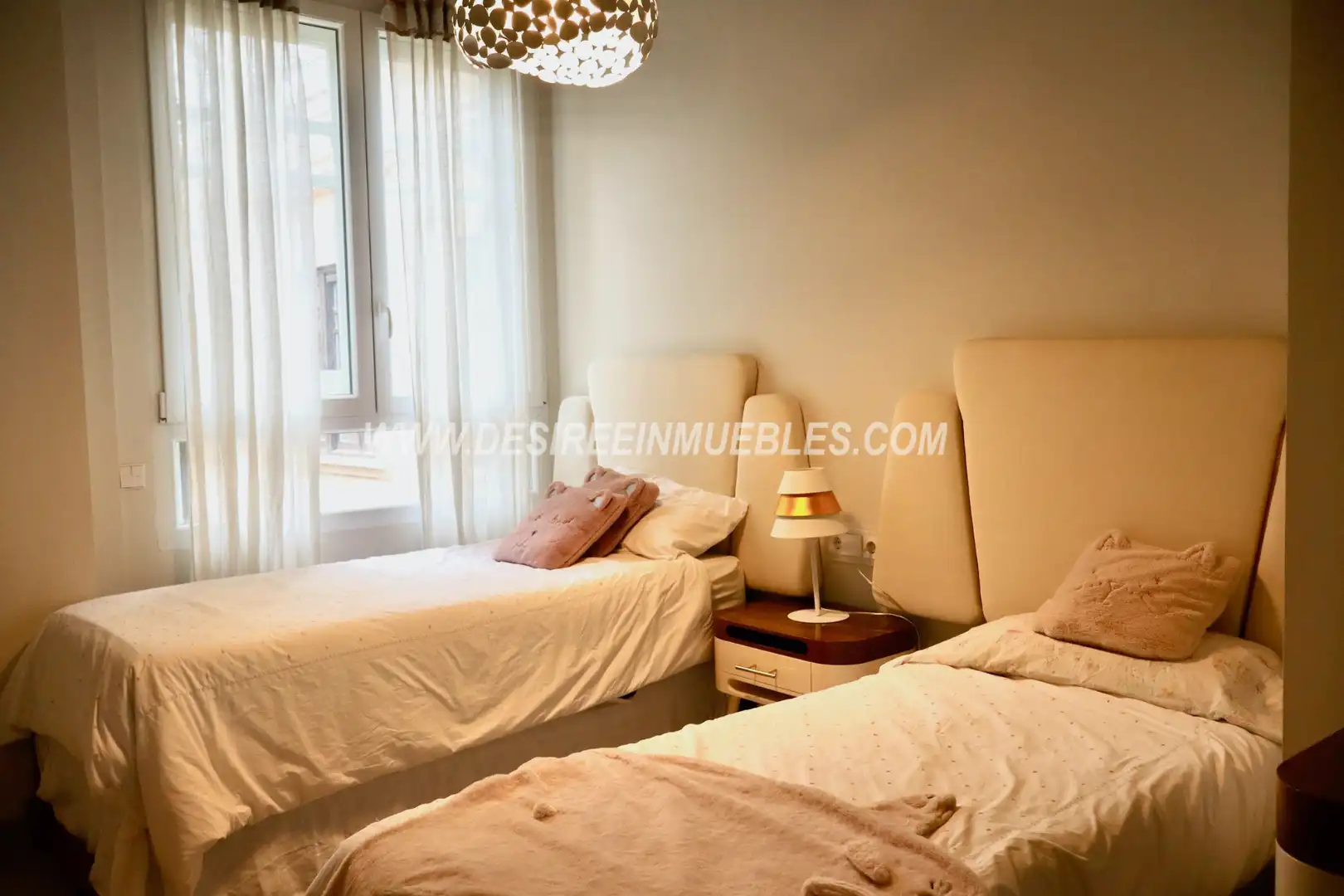 Bedroom of Flat for rent in Valencia  with Air Conditioner, Heating and Parquet flooring