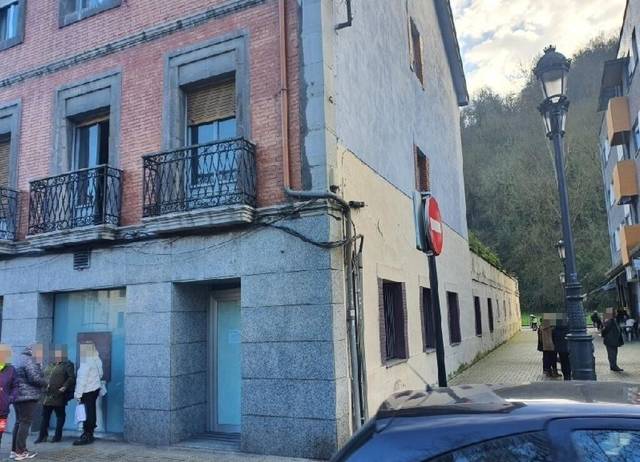 Local comercial en Venta en Av Soto Mayor  en San Claudio - Trubia - Las Caldas