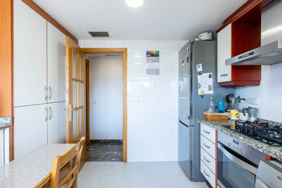 Cocina de Piso en venta en Valencia con Aire acondicionado, Calefacción y Jardín privado