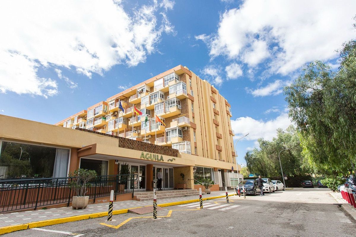 Exterior view of Apartment for sale in Benalmádena  with Air Conditioner, Heating and Swimming Pool