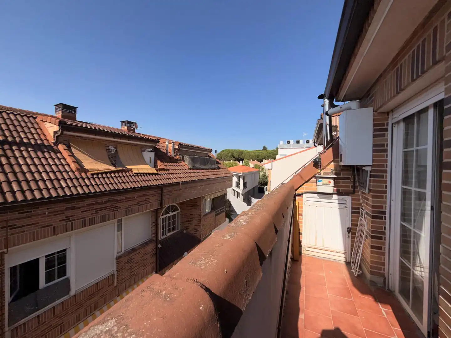 Vista exterior de Dúplex en venta en Collado Villalba con Calefacción, Parquet y Terraza