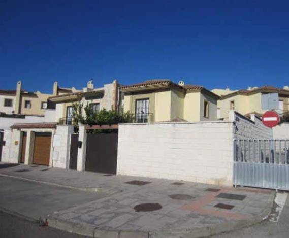 Casa-chalet en Venta en La Granja - La Colina - Los Pastores