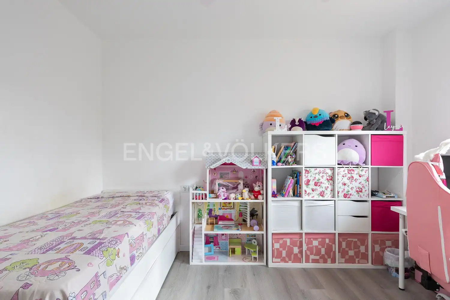 Bedroom of Houses for sale in L'Eliana  with Air Conditioner, Heating and Private garden