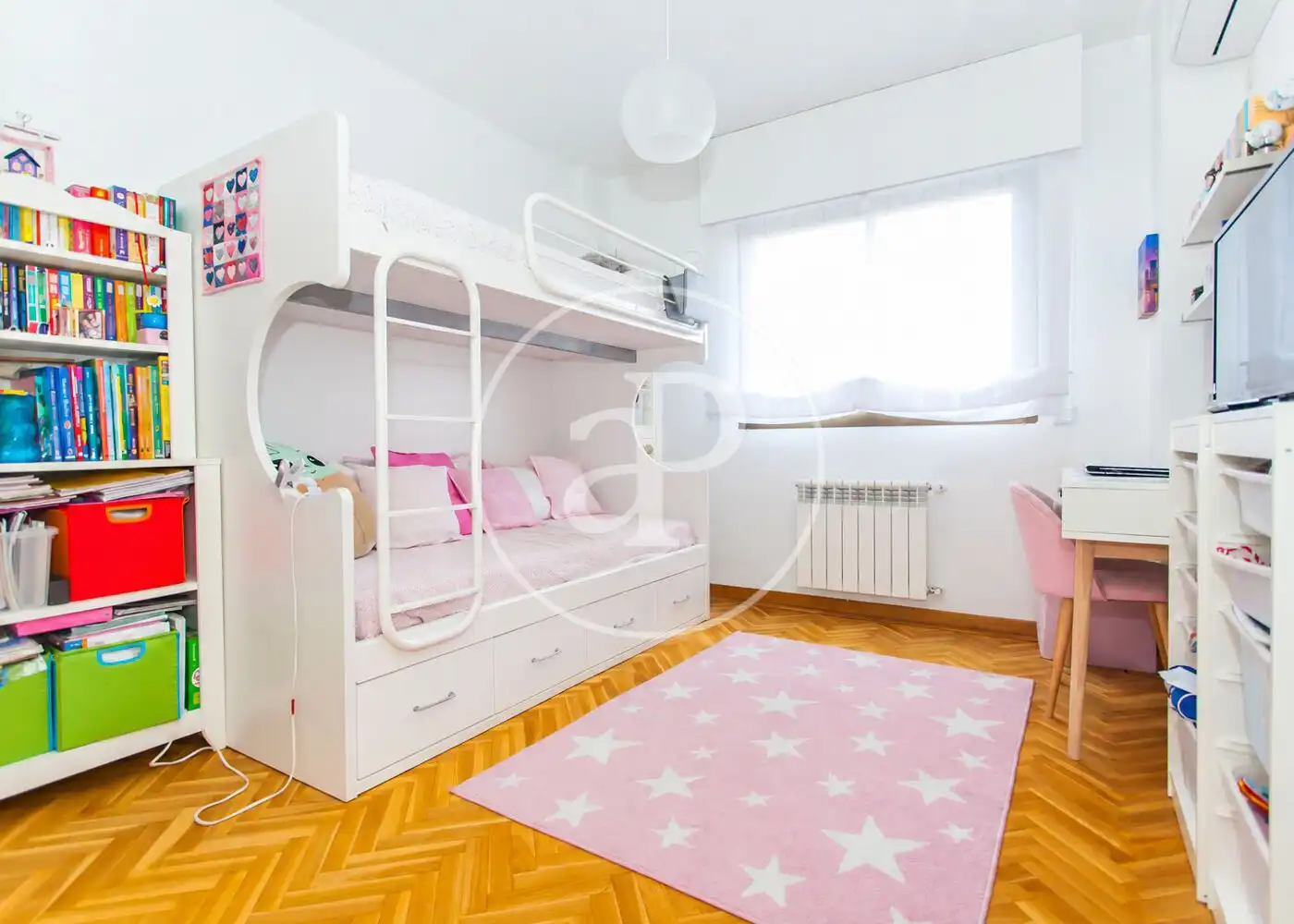 Flat for rent in Calle A. Baldasano, Colina