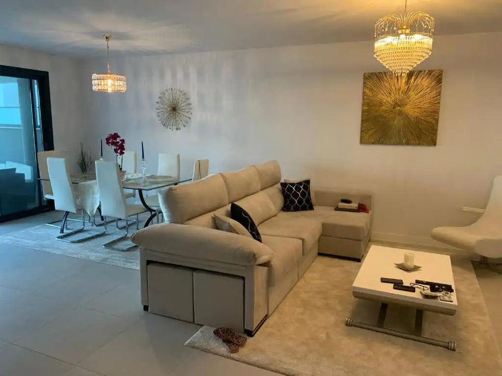 Apartamento de alquiler en VILLAS DEL MEDITERRANEO, 77, Puerto de Estepona