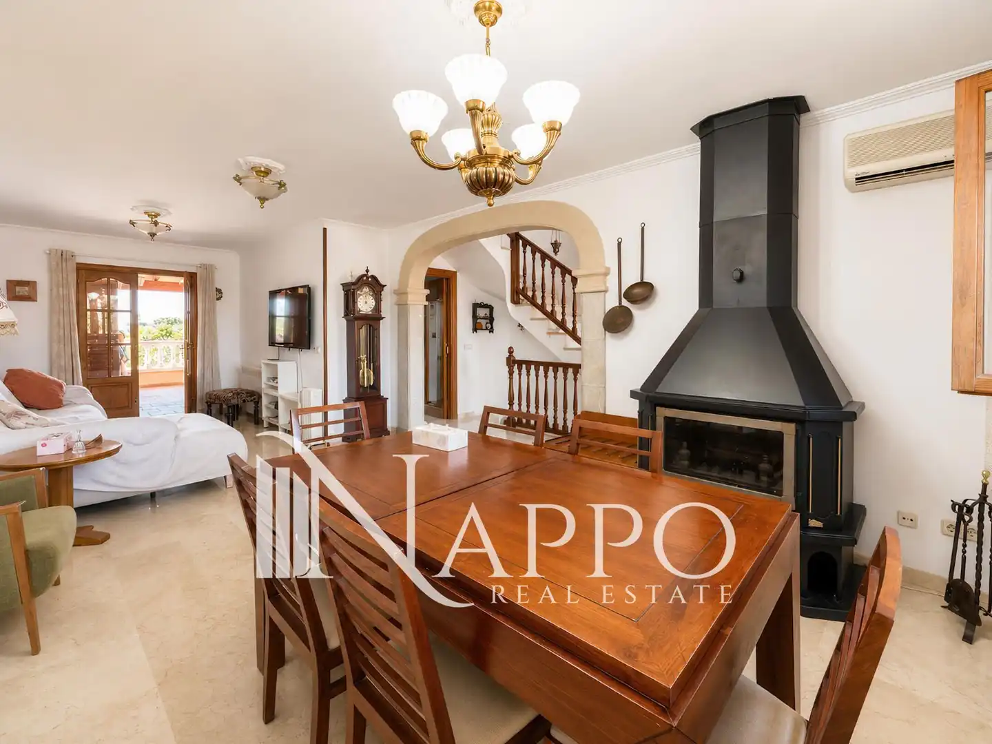 Sala d'estar de Casa adosada en venda en  Palma de Mallorca amb Aire condicionat, Calefacció i Jardí privat