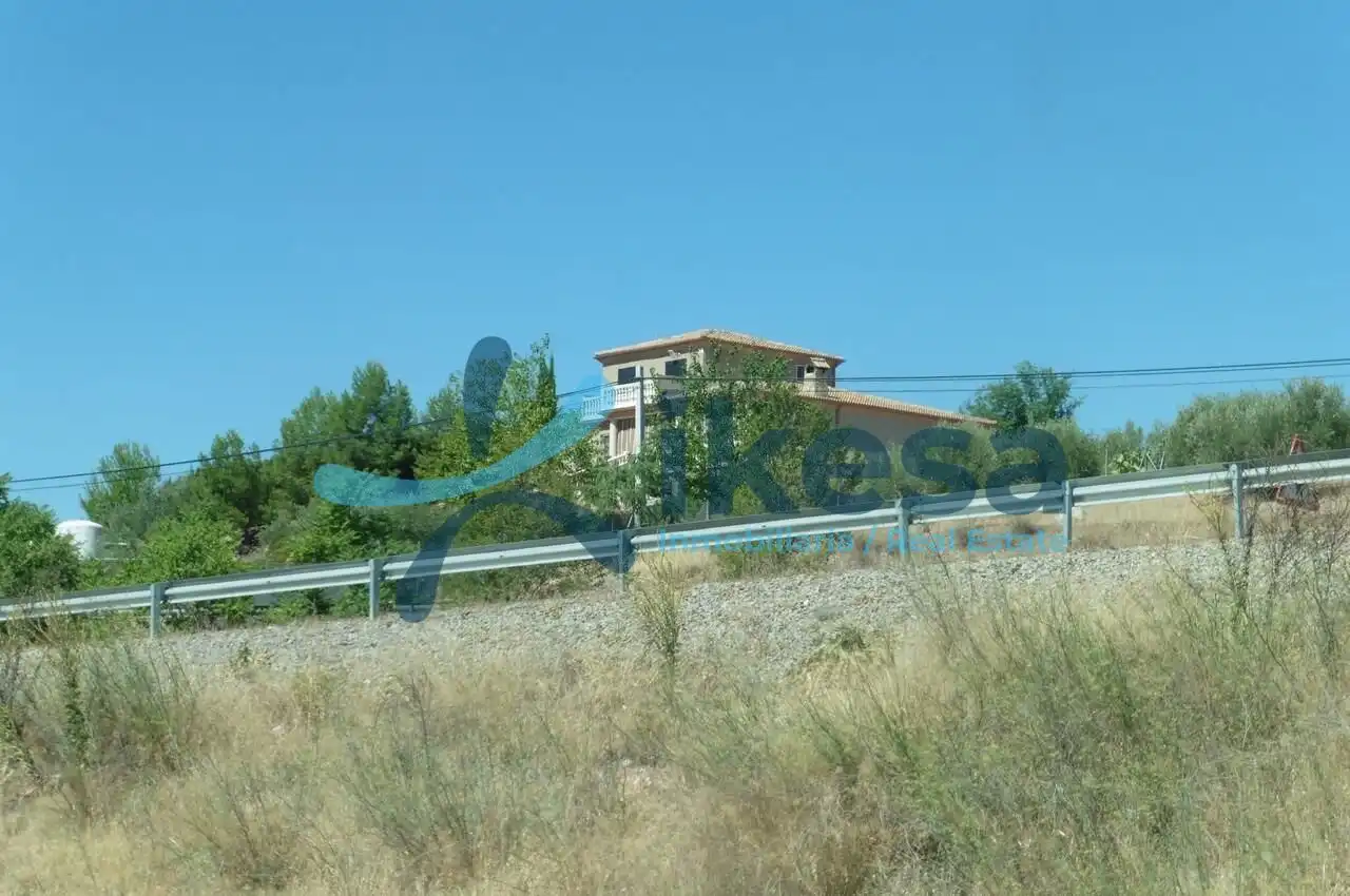 Casa con piscina en venta en Puente Tablas - Puente Nuevo - Cerro Molina