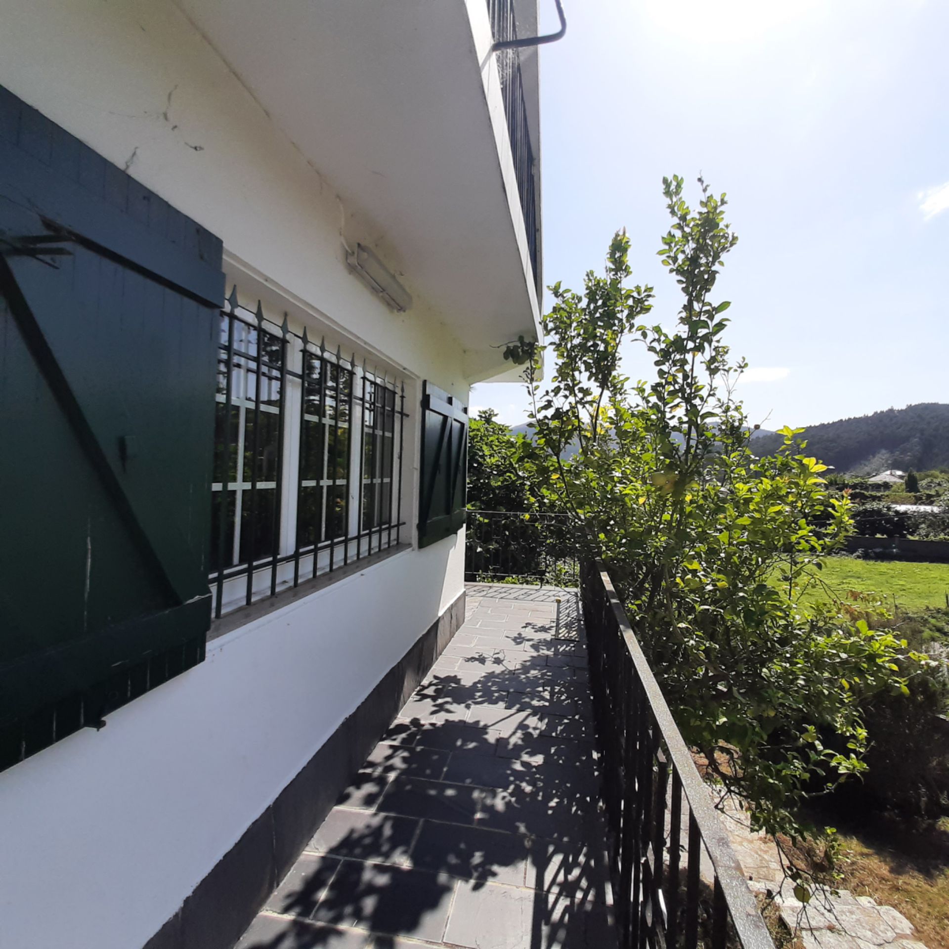 Exterior view of House or chalet for sale in Viveiro  with Heating, Private garden and Parquet flooring