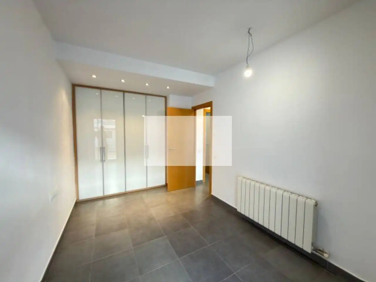 Habitación de Piso en venta en Sabadell con Aire acondicionado, Calefacción y Jardín privado