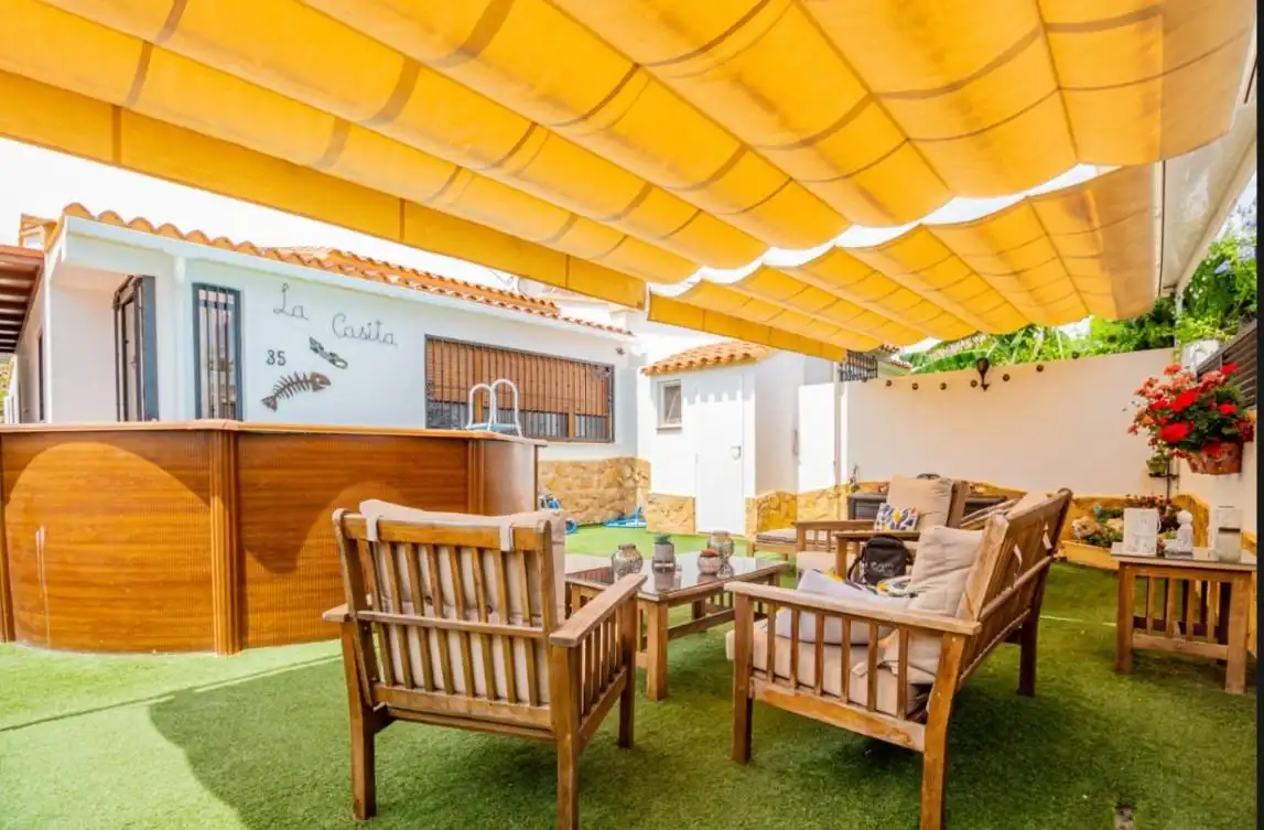 Detached homes for sale in Calle els Olius, 35, Pueblo - Urbanizaciones