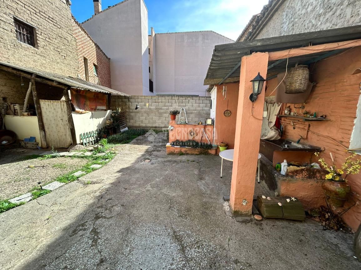 Casa adosada en venda