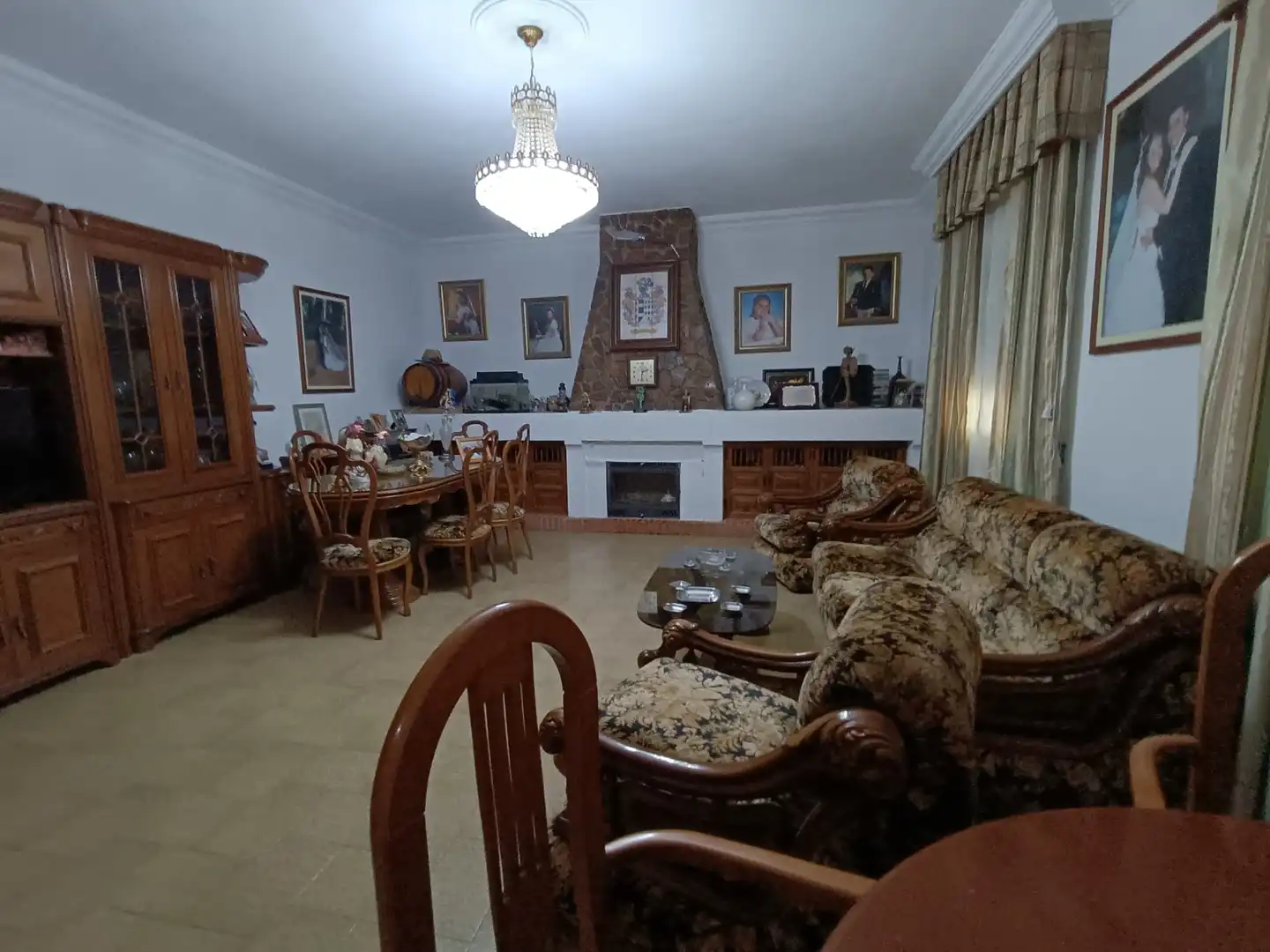 Sala de estar de Casa o chalet en venta en Ciudad Real con Aire acondicionado, Jardín privado y Piscina