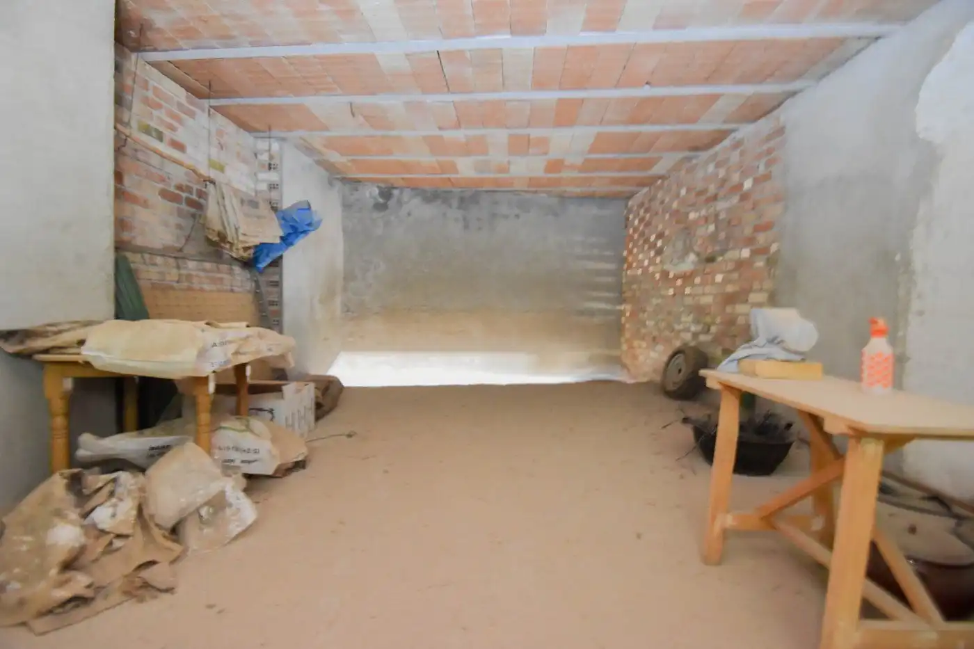 Garage for sale in Colomera