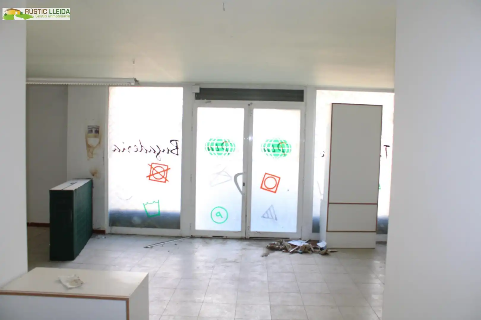 Local comercial en venda a Tàrrega, imagen 3