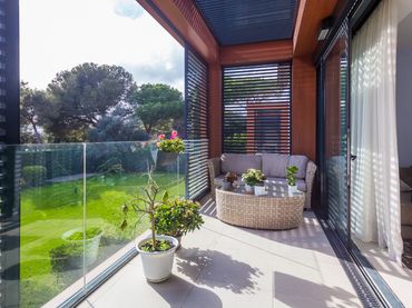 Pis amb piscina en venda a Carrer Kaminies
