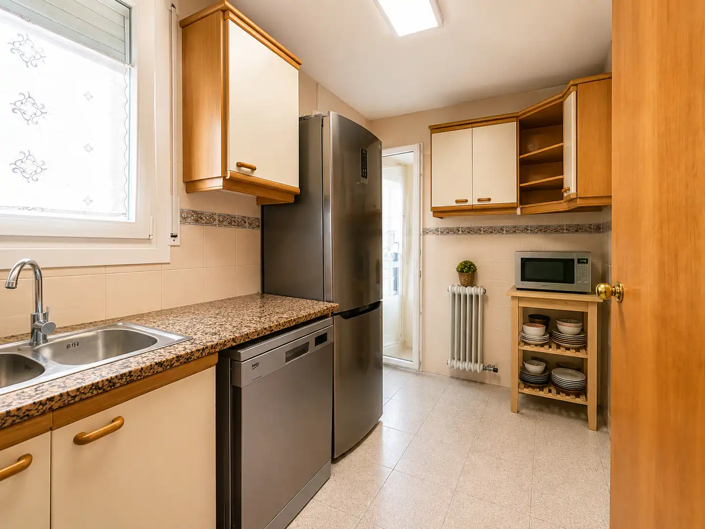 Cuina de Pis en venda en Girona amb Aire condicionat, Calefacció i Terrassa