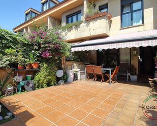 Terrassa de Casa adosada en venda en Gijón  amb Calefacció, Jardí privat i Parquet