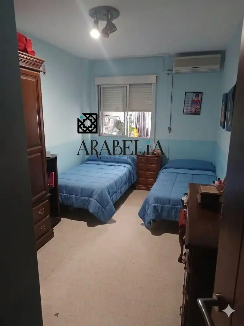 Bedroom of Flat for sale in Córdoba  with Air Conditioner and Terrace