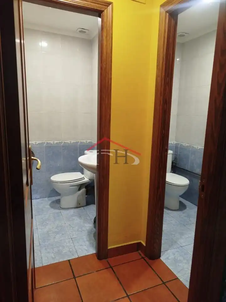 Bathroom of Commercial properties for sale in León Capital   with Furnished