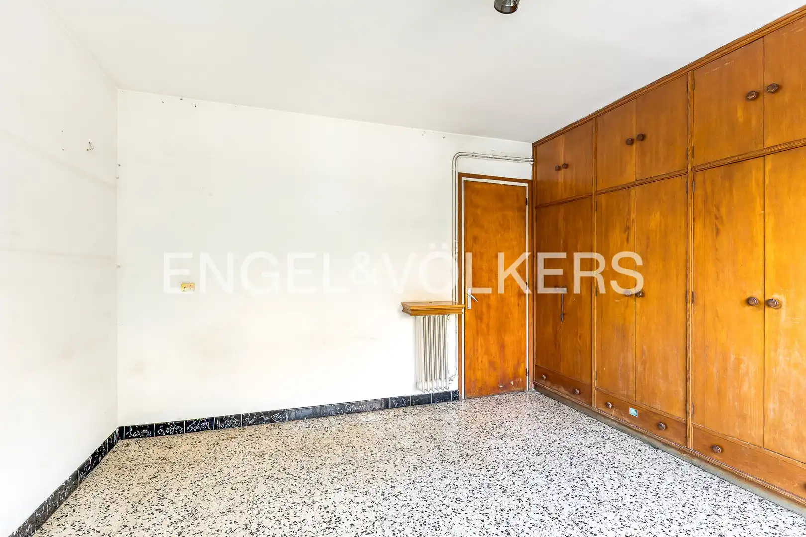 Flat for sale in Tarragona  with Air Conditioner and Heating