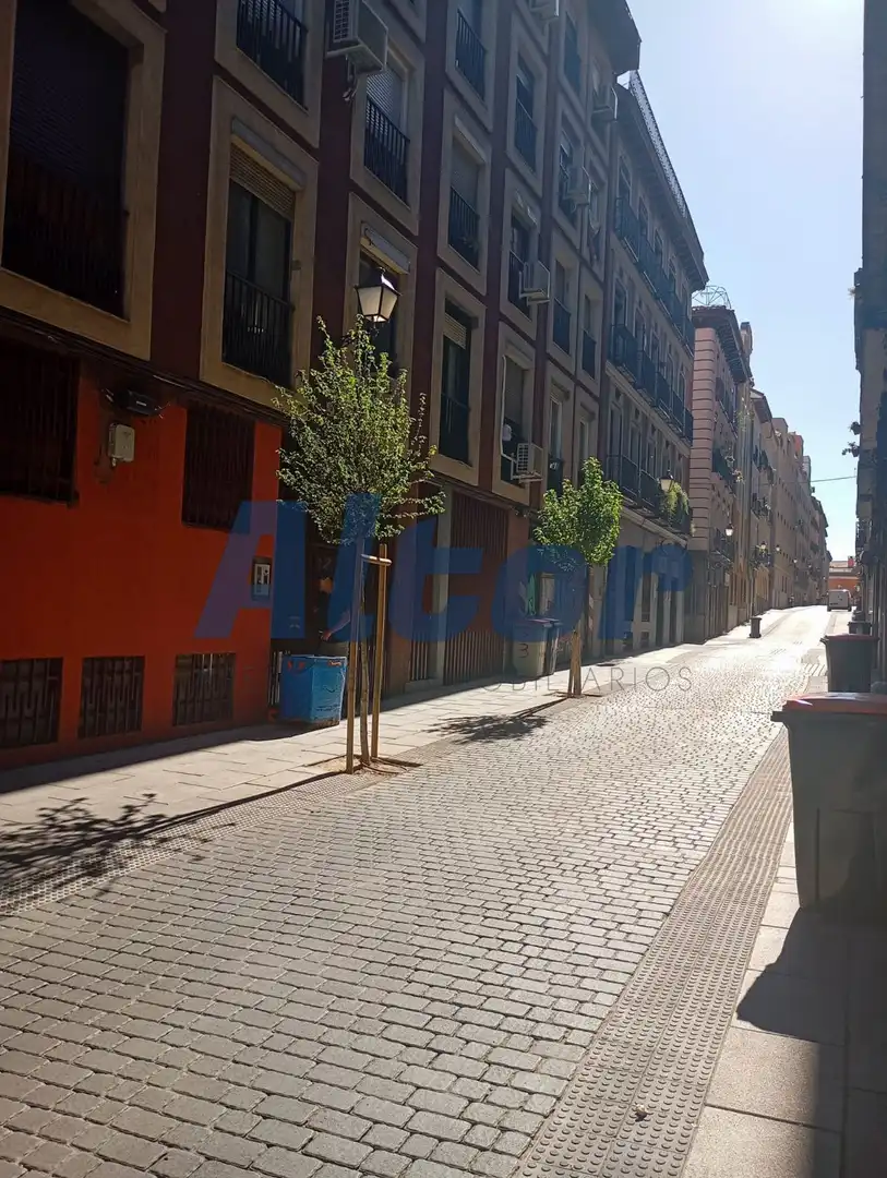 Vista exterior de Garaje en venta en Madrid