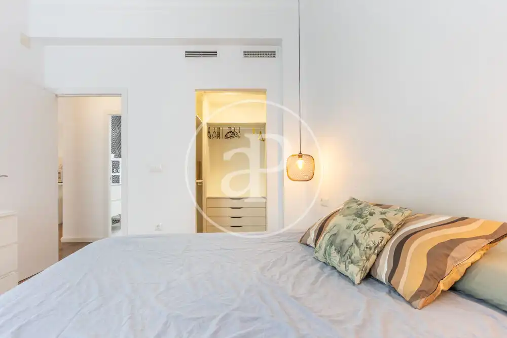 Habitación de Piso de alquiler en Valencia con Aire acondicionado, Calefacción y Amueblado