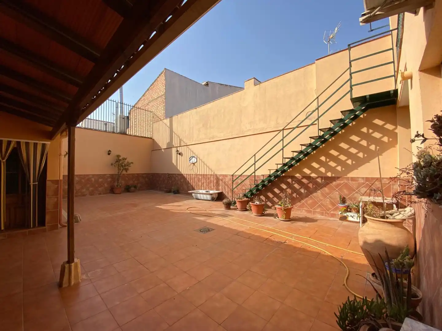Casa amb terrassa en venda a Quevedo, imagen 4