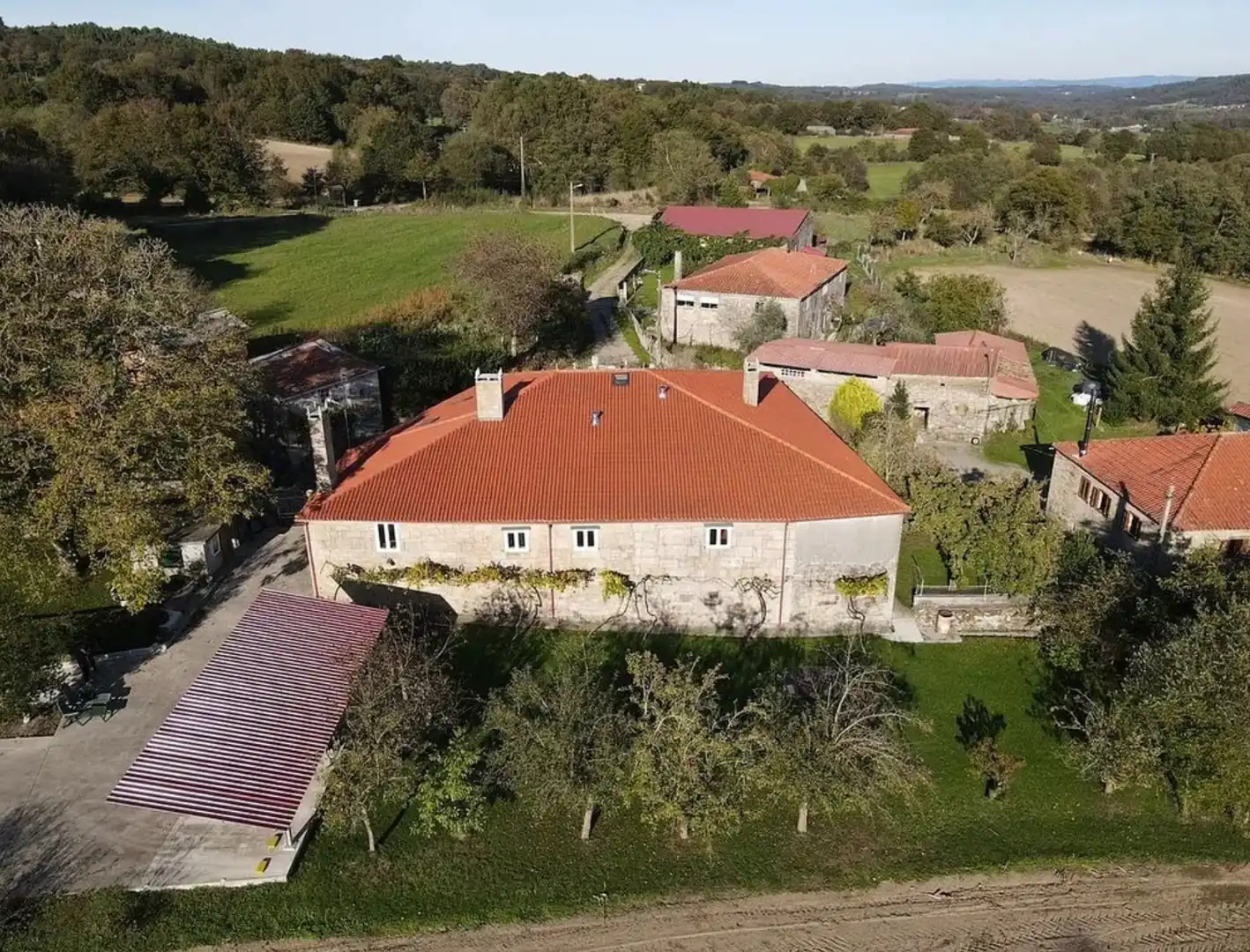 Vista exterior de Finca rústica en venda en Chantada amb Moblat