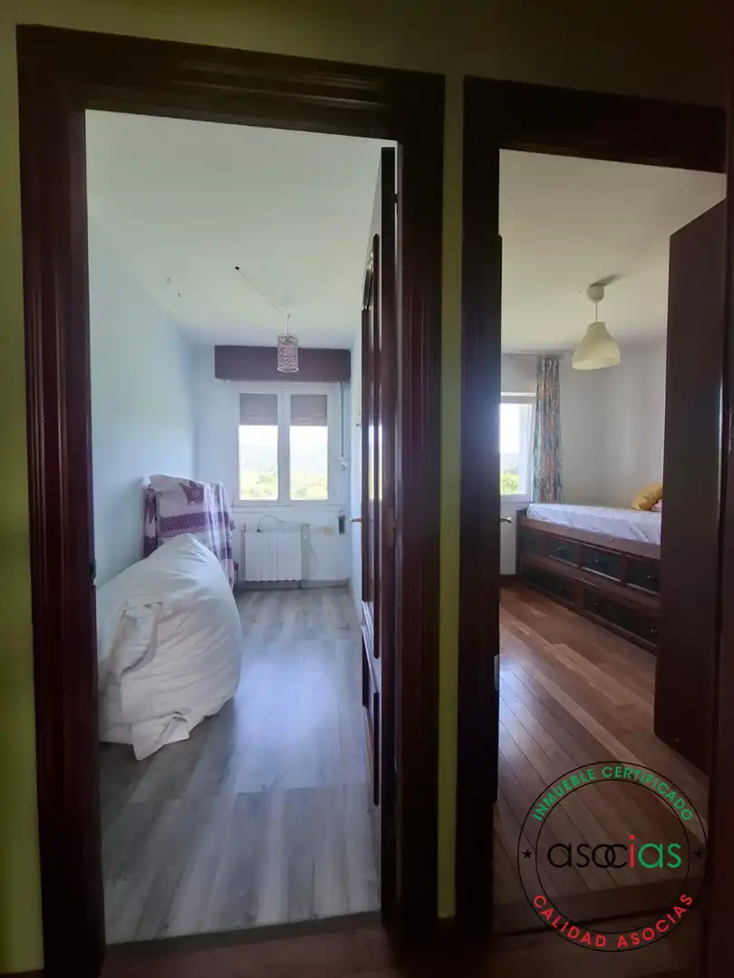 Habitación de Casa adosada en venta en Villaviciosa con Calefacción y Trastero
